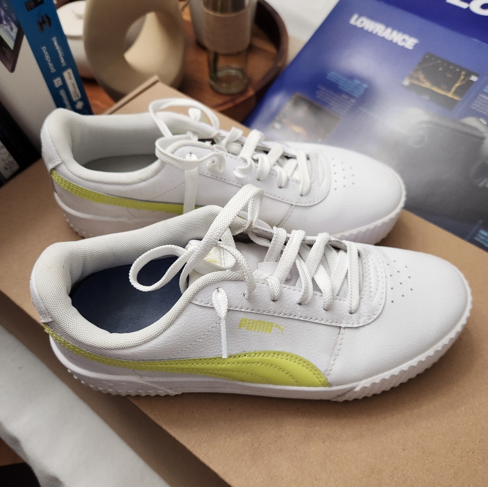 Womens Puma shoes